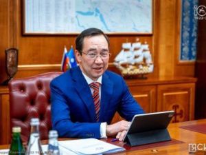 Айсен Николаев: инициативы женских общественных организаций станут основой плана мероприятий Года матери