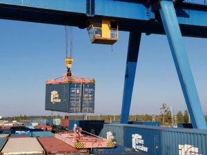 Контейнерный поезд из Москвы прибыл в установленный срок, несмотря на задержку из-за размыва пути на БАМе