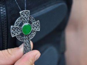 В Якутии вор выкинул все похищенные вещи, кроме ... иконы