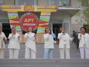 АртАтриум Дома дружбы народов зажигает звезды