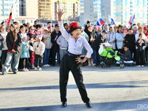 Жители Якутска собрали помощь курянам в День города