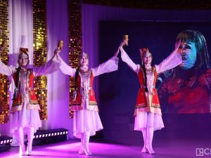 В Якутске презентовали книгу ко дню рождения народной артистки Марфы Колесовой-Расторгуевой