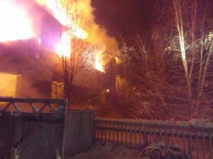 В Якутии на пожаре погибла 90-летняя женщина