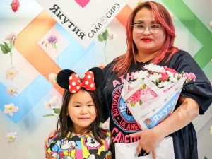 В Якутске прошел мастер-класс «Букет для мамы» в честь Дня матери в республике