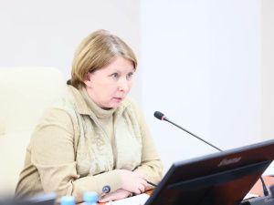 Юлия Белехова приняла участие в заседании Республиканского оперативного штаба комиссии «Вместе к Победе!»