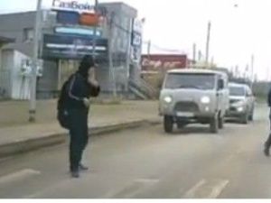 В Якутске разыскивается мужчина, подозреваемый в порче чужого имущества