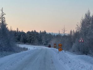 В Якутии водитель КАМАЗа сел пьяным за руль, не справился с управлением и погиб в ДТП