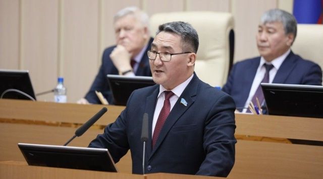 Спикер Ил Тумэна намерен обратиться в Конституционный суд РФ