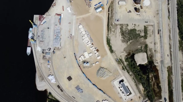 Завершен первый этап строительства грузового терминала Нижний Бестях