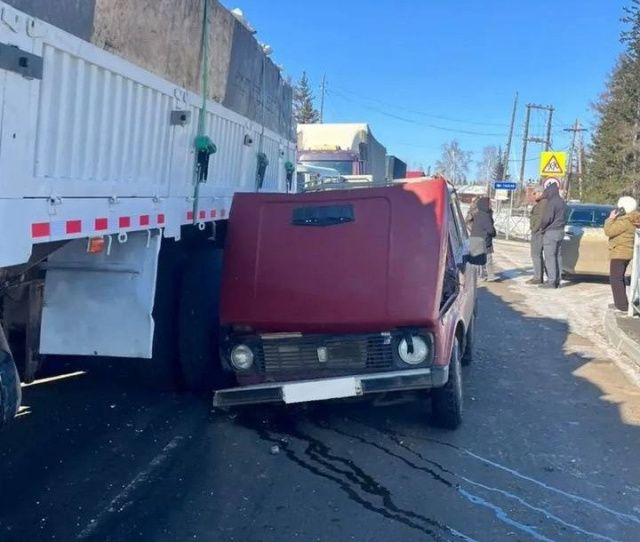 В Якутии за сутки в одном ДТП погиб водитель, в другом пострадал пассажир