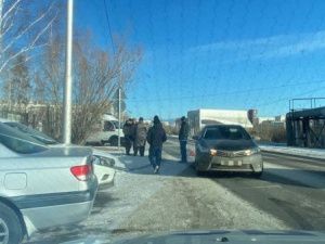 В Якутске 11-летний школьник попал под колеса автомобиля и получил перелом