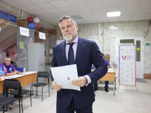 Премьер Якутии Кирилл Бычков проголосовал на выборах Президента России