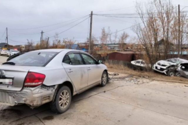 В Якутии при лобовом столкновении погиб пожилой мужчина. Виновник ДТП скрылся