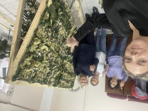 Коллектив станции Томмот принял участие в плетении маскировочных сетей для участников СВО