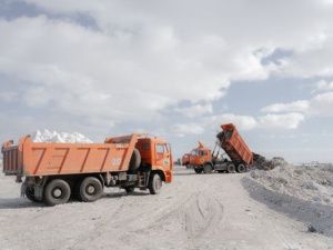 Повышенное внимание вывозу снега из аварийного сектора