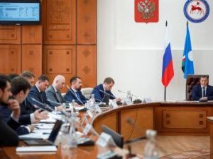 Юрий Трутнев: средства, полученные от добычных проектов, должны тратиться на несырьевую экономику и поддержку науки