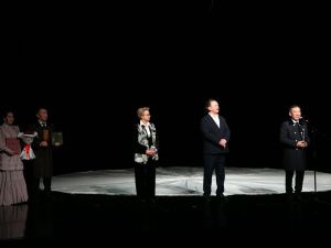 В Алматы зрители тепло приняли спектакль Театра Олонхо Якутии