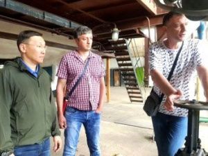 Якутские коммунальщики уже в донецком городе Кировское