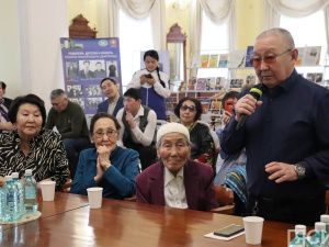 В Якутске презентовали книгу из личных дневников Романа Дмитриева