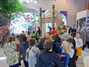 Погрузиться во вселенную Олонхо: павильон Якутии на выставке «Россия» на ВДНХ