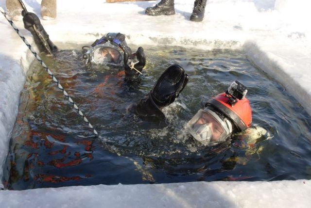 Водолазы Службы спасения республики провели тренировки