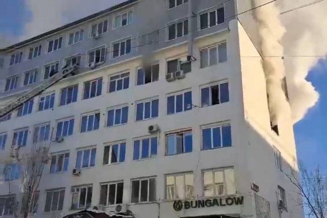 Стало известно о состоянии пострадавших при крупном пожаре на проспекте Ленина в Якутске