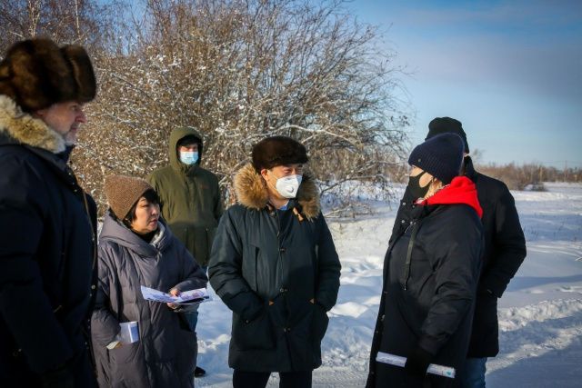 Глава Якутии осмотрел возможное место под строительство образовательного комплекса «Точка будущего»