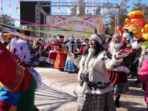 В Парке культуры и отдыха прошел общегородской праздник «Якутск, встречай весну!»