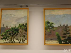 Художница Мира Аргунова представила крупноформатную картину «Мост через реку Лену»