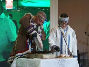 Гости Дней Дальнего Востока и Арктики на ВДНХ познакомились с деликатесами из Якутии