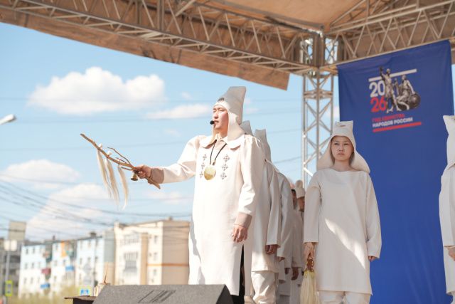 В Якутске отметили День сайылыка и провели обряд встречи лета