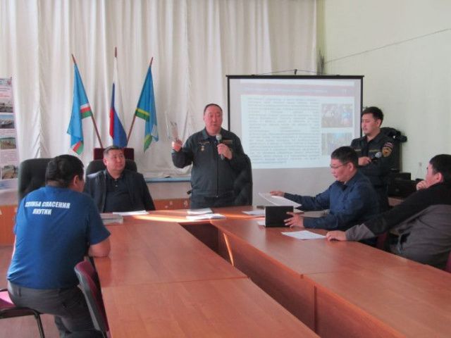 Служба спасения Якутии провела профилактические занятия в Усть-Алданском улусе