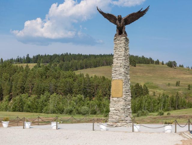 Хангаласские аграрии получили гранты на развитие семейных животноводческих ферм