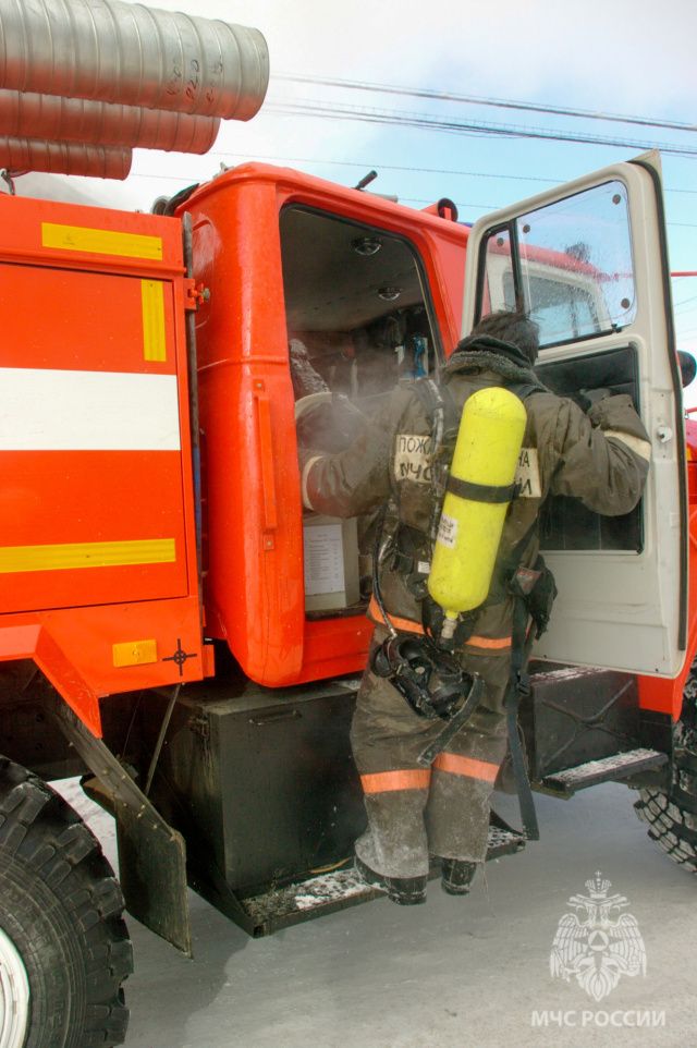 Пожар в 5-этажке Якутска