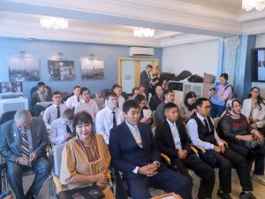 Память, воплощенная в делах: в Якутске почтили память Владимира Членова и вручили именные стипендии