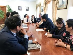 Главы Олекминского и Мирнинского районов обсудили вопросы транспортной отрасли с Министром транспорта и дорожного хозяйства РС (Я)