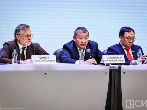 Кирилл Бычков провёл отчет правительства в Якутске