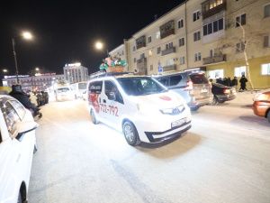 Фоторепортаж: зажжение новой новогодней ёлки в Якутске