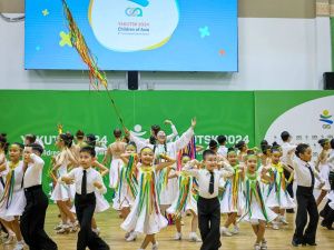 Соревнования по танцевальному спорту стартовали на Играх «Дети Азии» в Якутии