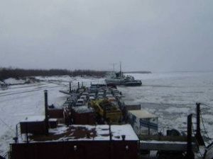 Минтранс Якутии: на паромной переправе действуют летние тарифы