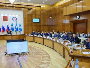 Премьер Якутии провел совещание с главами районов и городских округов