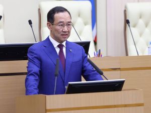 Айсен Николаев открыл первое заседание 7 созыва Госсобрания (Ил Тумэн) Якутии
