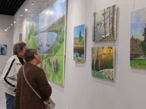 Персональная выставка живописца Миры Аргуновой открылась в Омске