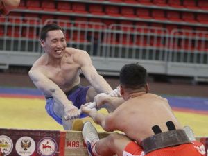 Алексей Уваровский вышел в лидеры по итогам первого дня отборочного турнира на Игры Дыгына