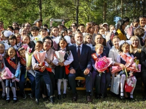 Кирилл Бычков поздравил учеников и студентов Высшей школы музыки с Днем знаний