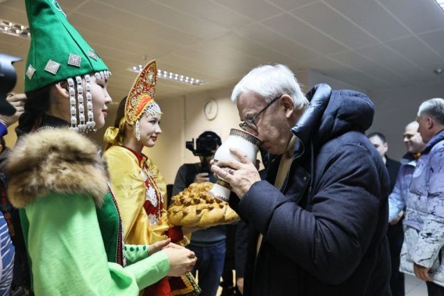 В Якутск прилетели олимпийские чемпионы по хоккею