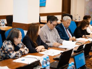 Айсен Николаев провел первое заседание Совета по развитию языков в РС (Я)