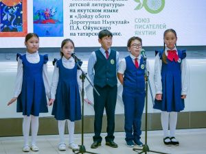 Повесть якутского писателя Платона Ойунского перевели на татарский язык