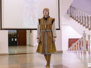 Амгинские мастера представили проект с ожившими картинами