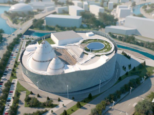 На крыше Арктического центра эпоса в Якутске устанавливают самую большую 75-тонную урасу